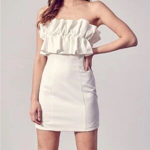 DO+BE OPEN SHOULDER RUFFLE DETAIL DRESS NEW SIZE L